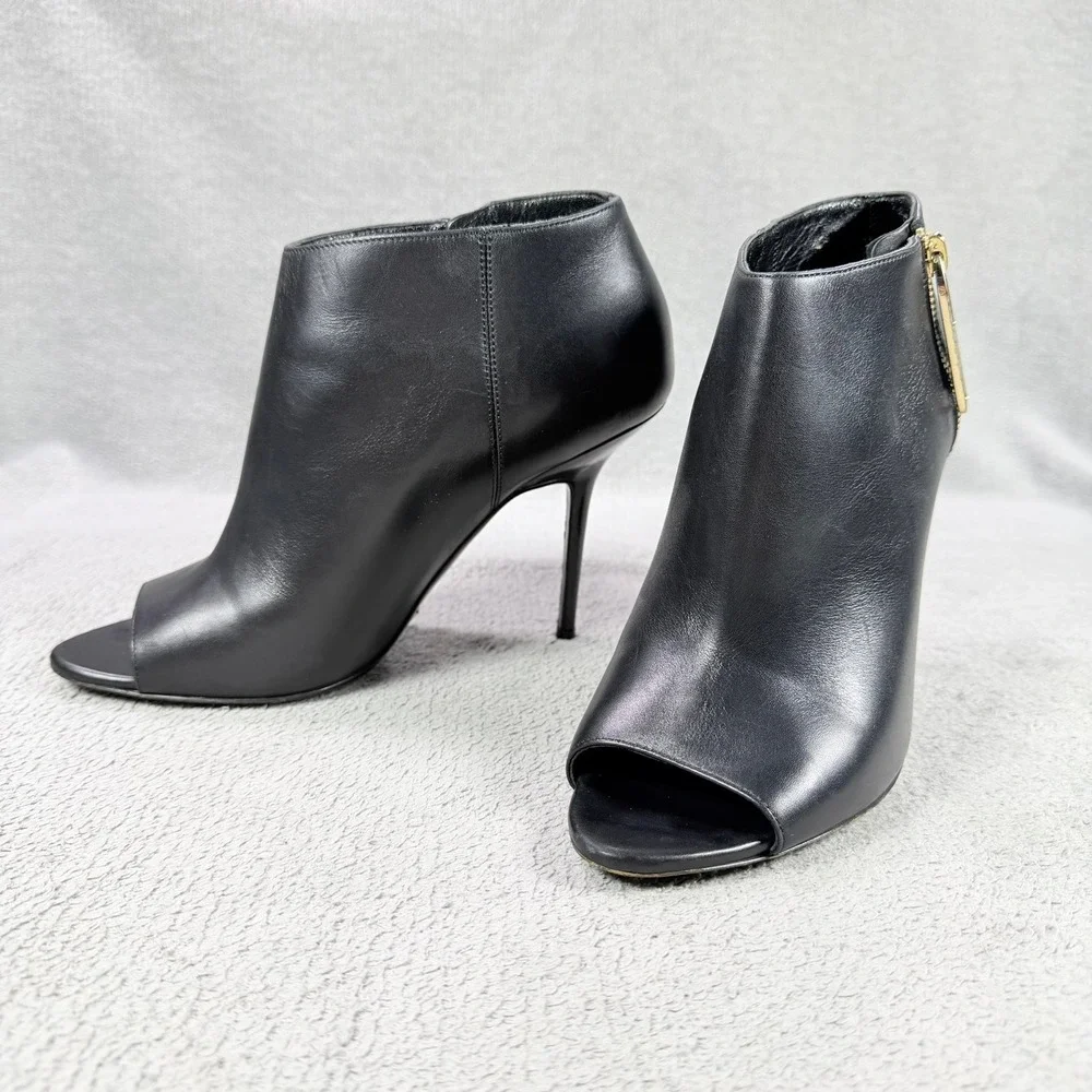 Burberry Womens 39 Black Leather Gold Zip Peep Toe Stiletto Ankle Bootie Italy